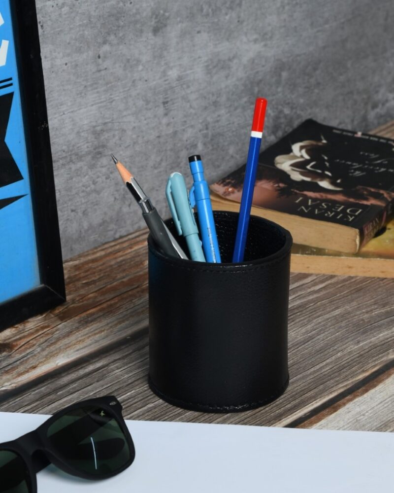 Pen Holders and Stationary PHM 114119