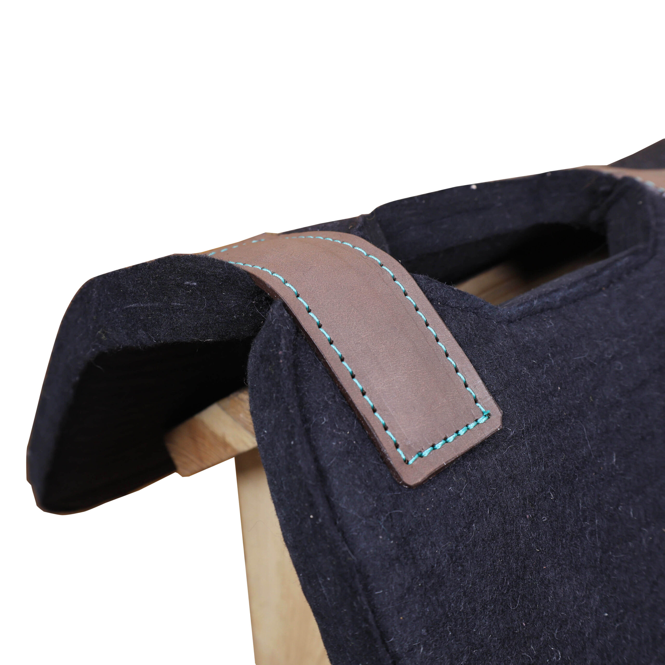Western Black Felt Saddle Pad with Howdy Print (SDM 114140) - Image 7